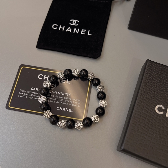 Chanel bracelet - Picture 7 of 9